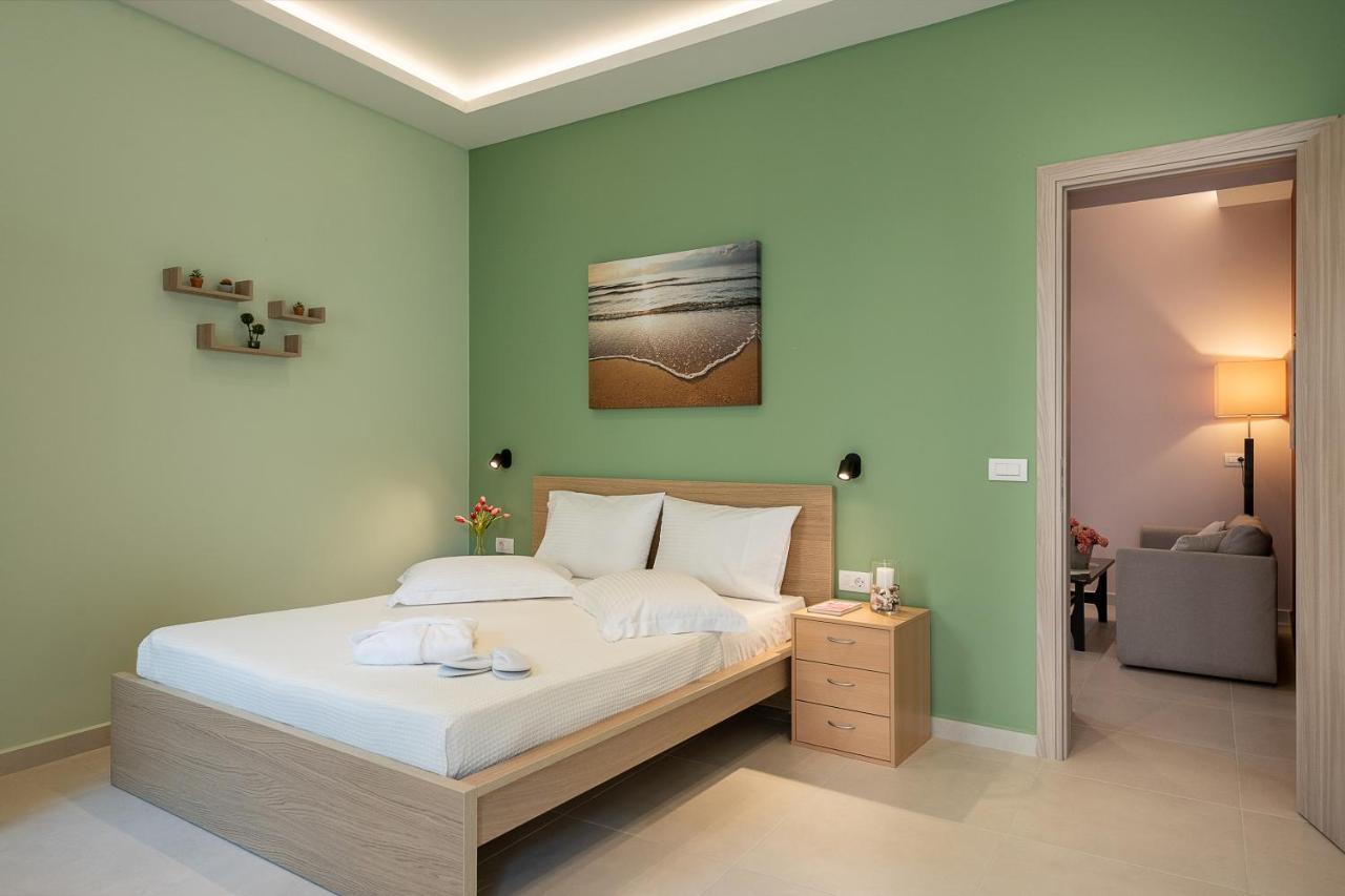 M City Apartments 100M From The Beach Ханья Экстерьер фото