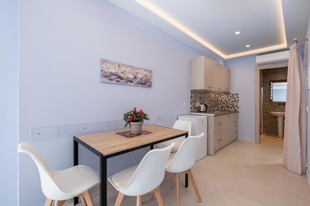 M City Apartments 100M From The Beach Ханья Экстерьер фото