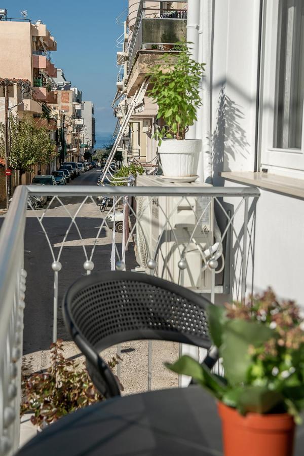 M City Apartments 100M From The Beach Ханья Экстерьер фото